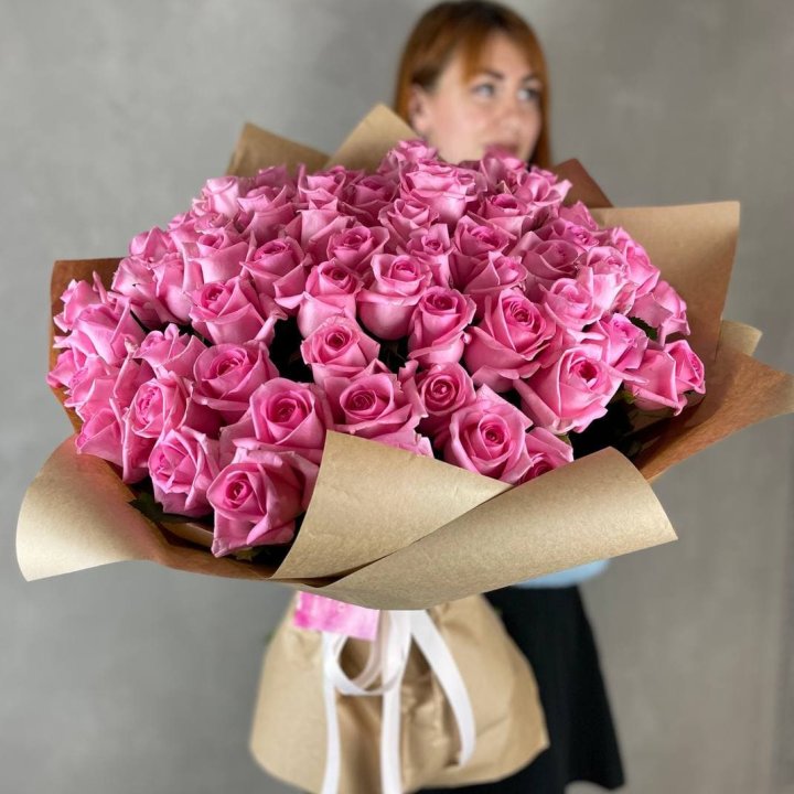 101 розовая роза в Орле