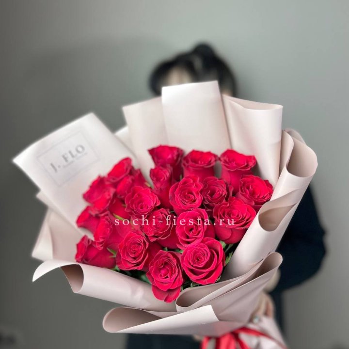 21 красная роза  в Орле