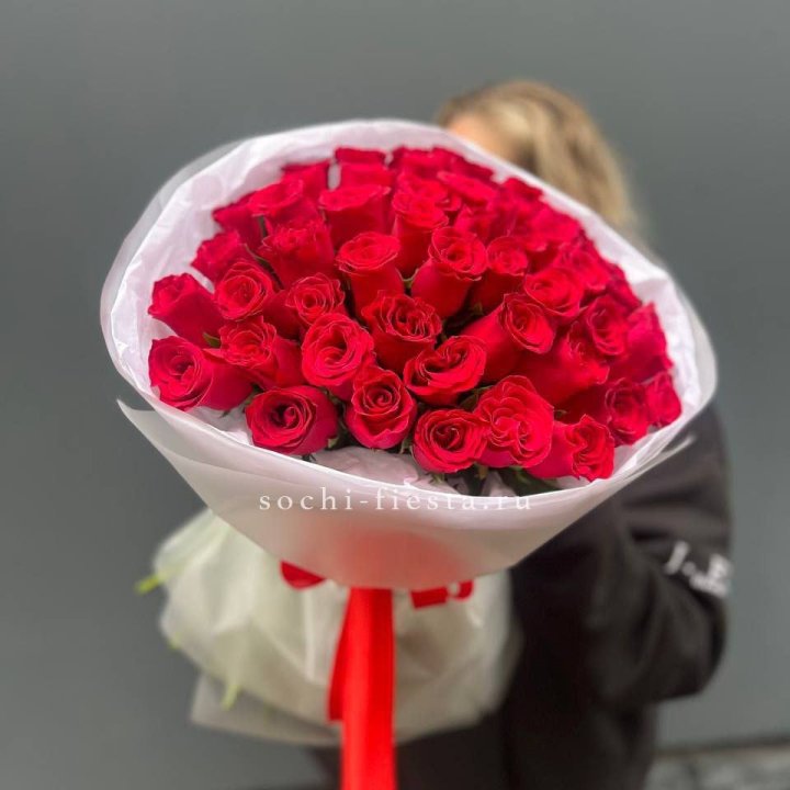 55 красных роз "Амелия" в Орле