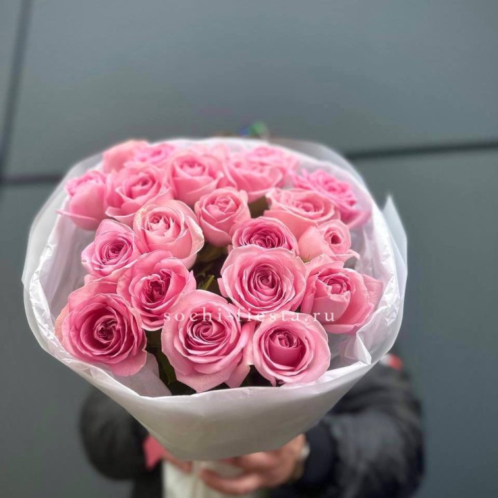 21 Розовая роза в белом в Орле