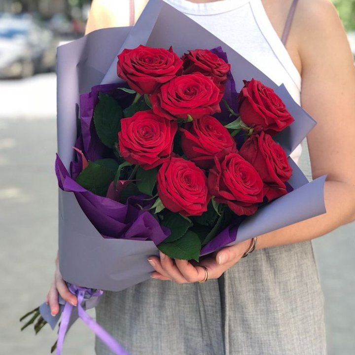 9  красных роз №1 в Орле