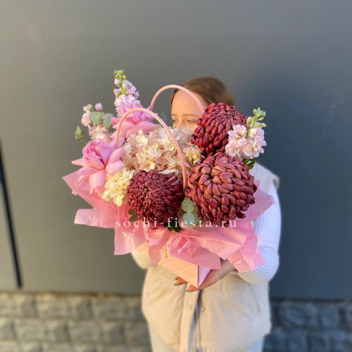 Сумочка нежная с бигуди в Орле