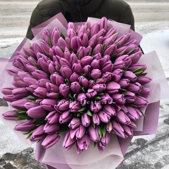 101 сиреневый тюльпан в Орле