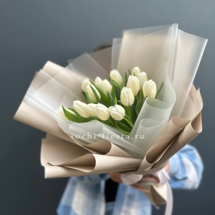 Букет из 15 белых тюльпанов в Орле