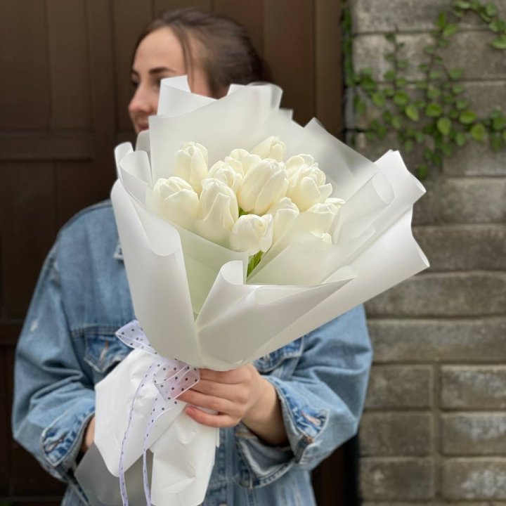 Букет белоснежных тюльпанов в Орле